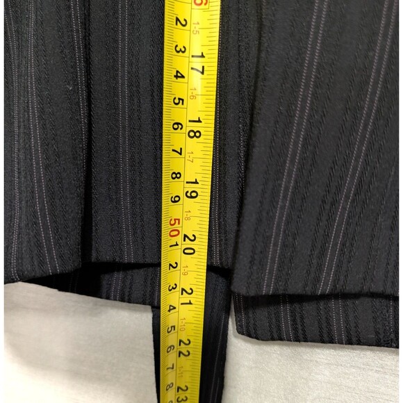 Women's Blazer Size 7/8 Black Pinstriped Hooks Front Tie Belt Long Sleeve Career - Picture 9 of 16